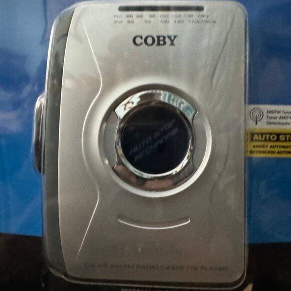 Coby Personal AM/FM Radio AM FM Tuner Headphones Portable - Picture 3 of 9